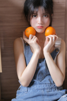 美女黑色真丝图